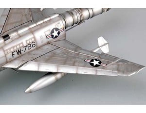 Trumpeter 02232 North American F-100D Fighter 1/32 – Bild 6