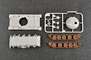 Trumpeter 07146 Russian T-62 Main Battle Tank Mod.1962 1/72 – immagine 2