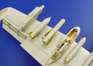 Eduard 72440 A-10 armament 1/72 ITALERI, REVELL – imagen 4