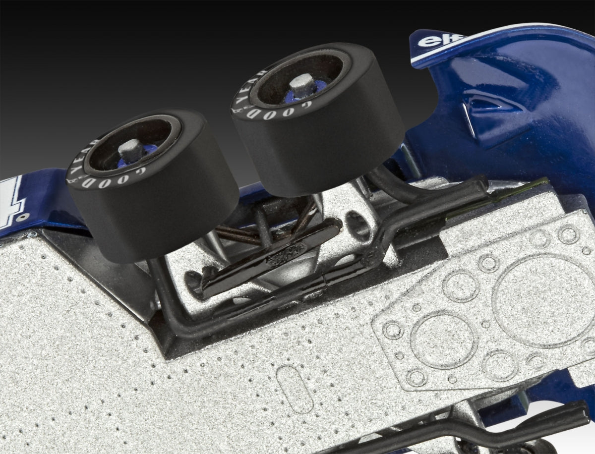 Revell 07741 Tyrrell P34-2 (6 roues) 1/32 – image 5