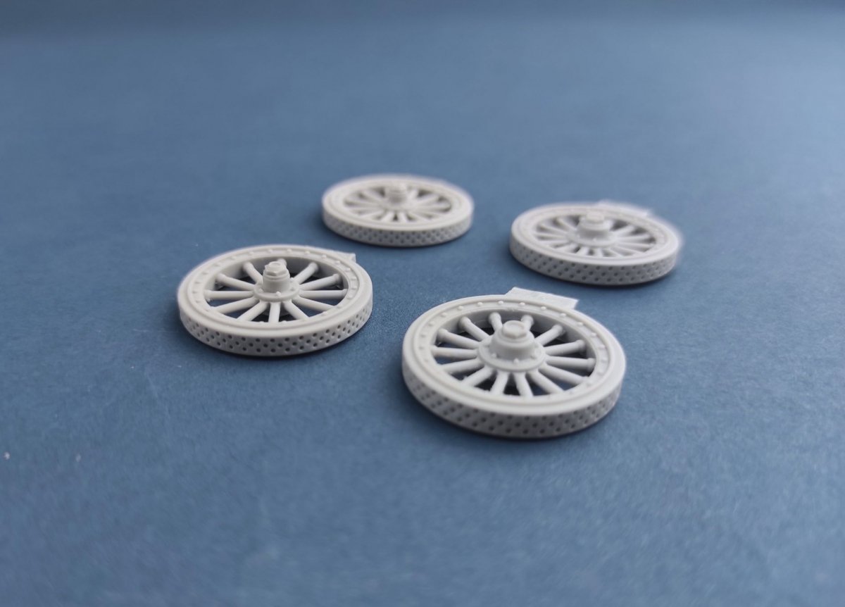 Copper State Models A35-008 Canadian Armoured MG Carrier resin wheels 1/35 – immagine 2