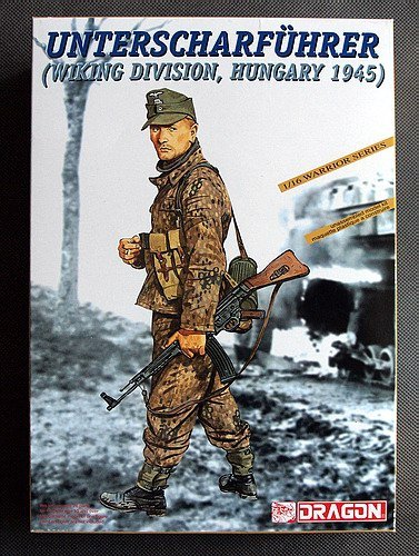 Dragon 1624 Unterscharfuhrer Wiking Division Hongrie 1945 (1/16)