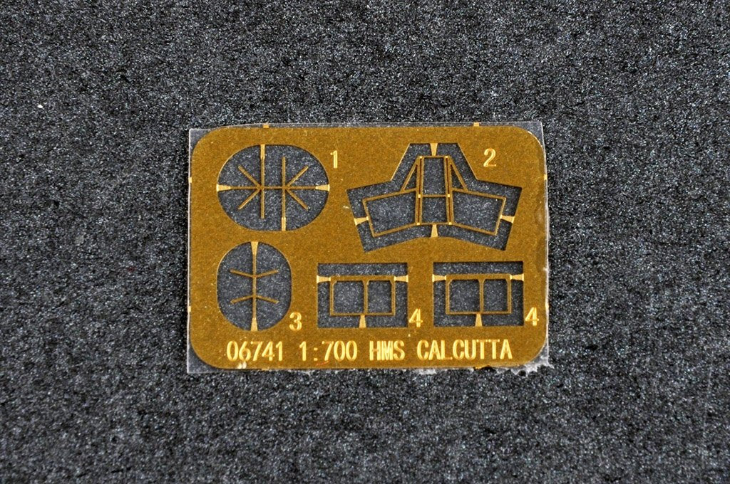 Trumpeter 06741 HMS Calcutta light cruiser 1/700 – immagine 8