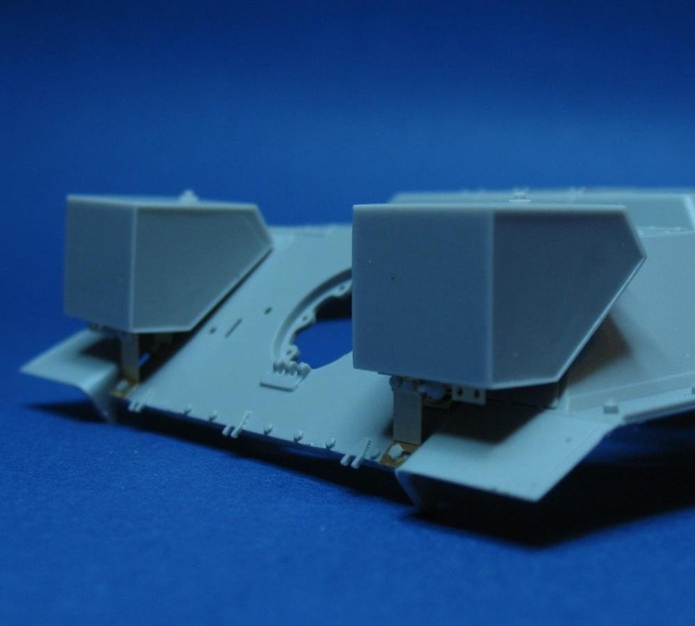 Panzer Art RE35-274 T-34/76 rear fuel tanks (huge pattern) 1/35 – image 2