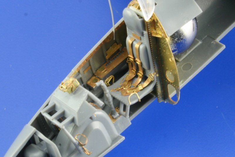 Eduard 49339 He 162A-2 Spatz 1/48 Tamiya – Bild 9