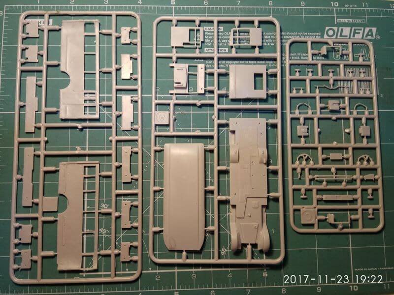 Maquette de bus soviétique ZiS-8 au 1/72 (réf. 72110)  – image 9