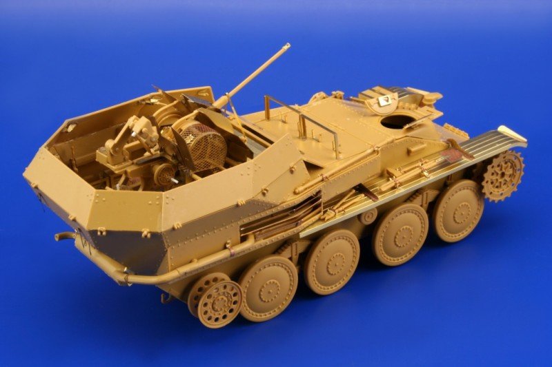 Eduard 36046 Flakpanzer 38 (Gepard) extérieur 1/35 Italeri – image 10