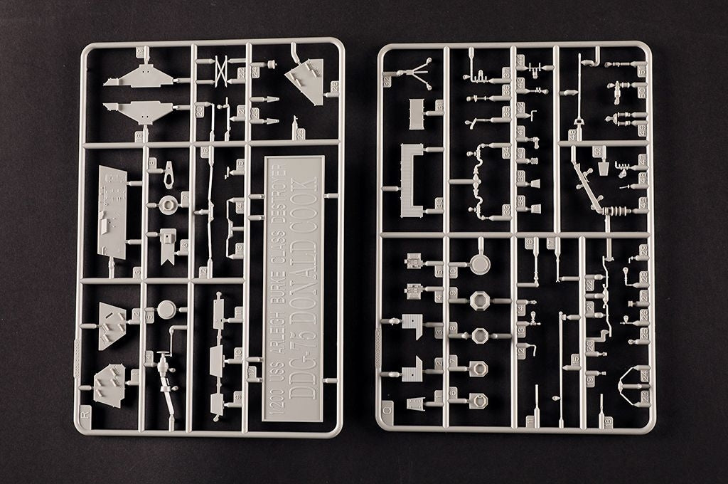 I Love Kit 62008 USS Donald Cook DDG-75 1/200 – immagine 6