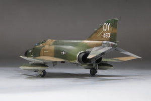 Fine Molds FP47S U.S. AIR FORCE F-4D Jet Fighter The First MiG Ace 1/72 – Bild 9