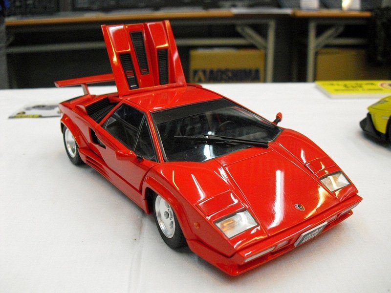 Aoshima 01155 LAMBORGHINI COUNTACH 5000 QUATTROVALVOLE INJECTION Ver(Overseas) 1/24 – immagine 3