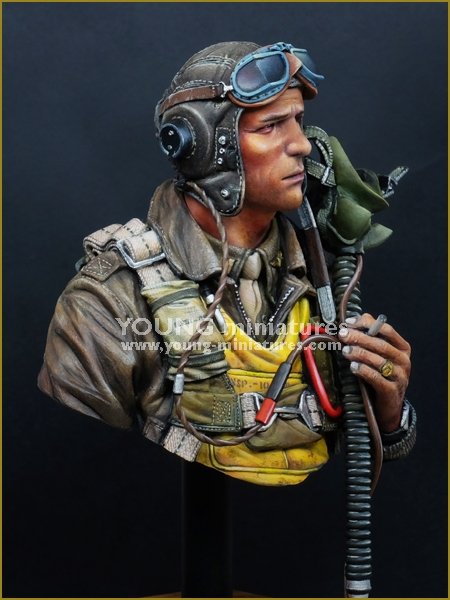 Young Miniatures YM1856 Pilote de chasse USAAF 1944 1/10 – image 8