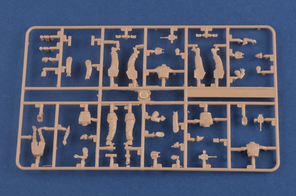 Hobby Boss 84410 GERMAN AFRICA CORPS 1/35 – imagen 2