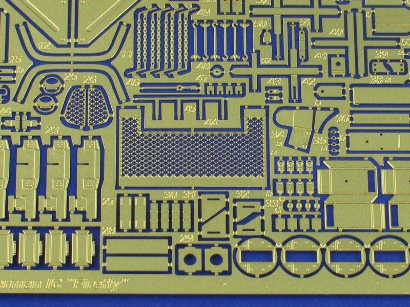 Aber 48038 Brytyjski czołg Sherman IC Firefly Tamiya 1/48 – immagine 6