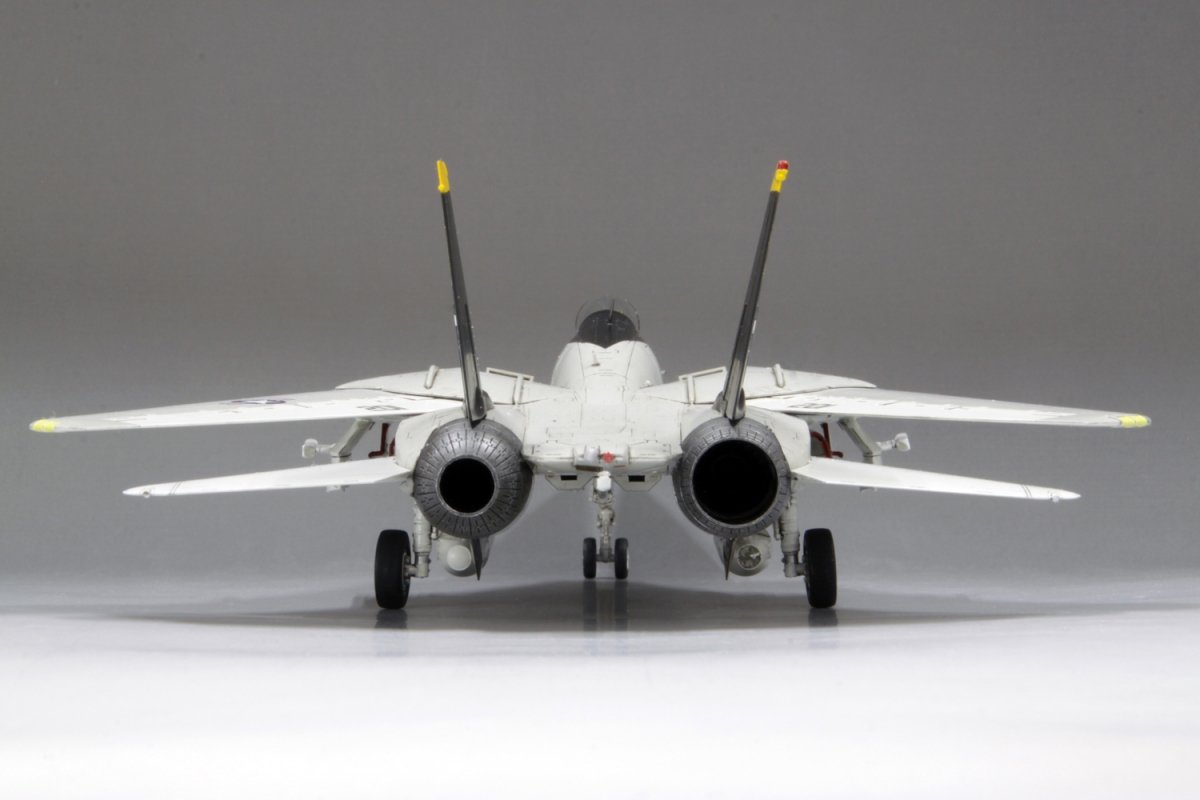 Fine Molds FP30 U.S. Navy F-14A Tomcat 1/72 – immagine 4