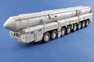 Trumpeter 01082 15U175 TEL of RS-12M1 Topol-M ICBM complex 1/35 – Bild 3