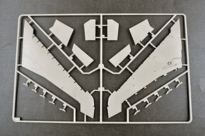 Trumpeter 02246 F-100F Super Saber 1/32 – image 12