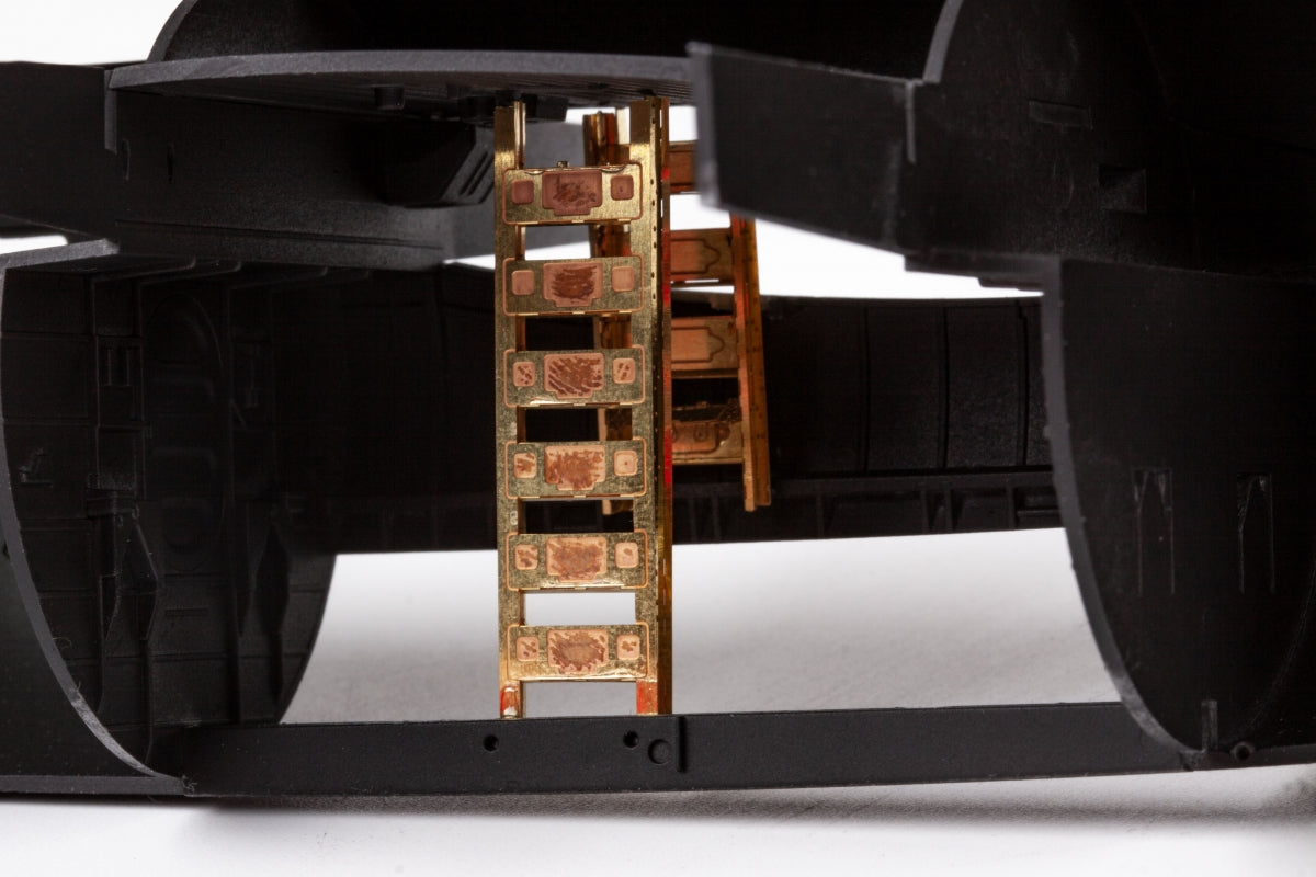 Eduard 481145 B-26B bomb bay ICM 1/48 – immagine 2
