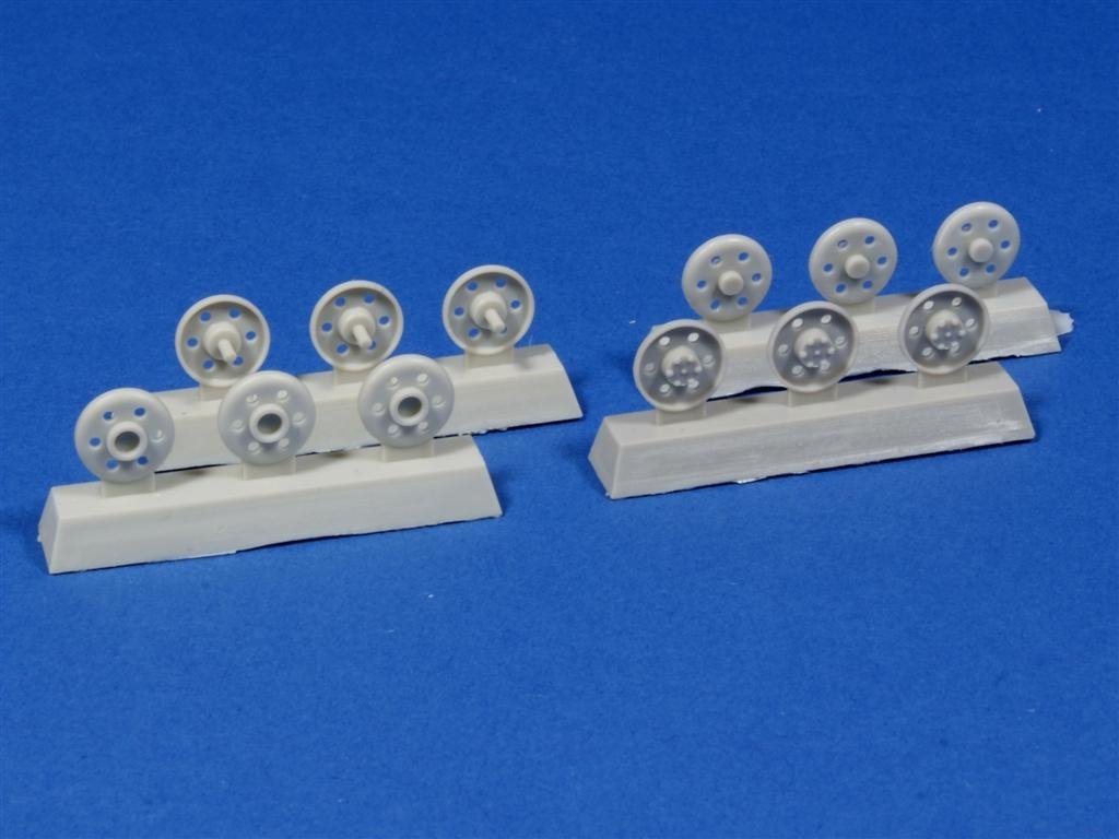 Panzer Art RE35-126 Steel return rollers for StuG III (Pattern B) 1/35 – image 2