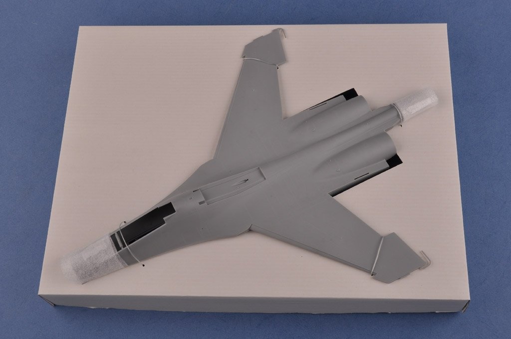 Hobby Boss 81714 Su-30MKK Flanker G 1/48 – imagen 8