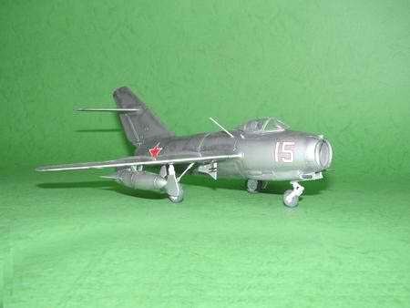Trumpeter 02806 MiG-15 bis Fagot-B 1/48 – Bild 5