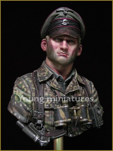 Young Miniatures YM1831 German Waffen SS Officer 1944 1/10 – imagen 7