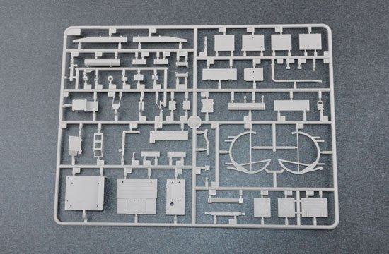 Trumpeter 01014 BM-21 Grad russe, version tardive (1/35) – image 9