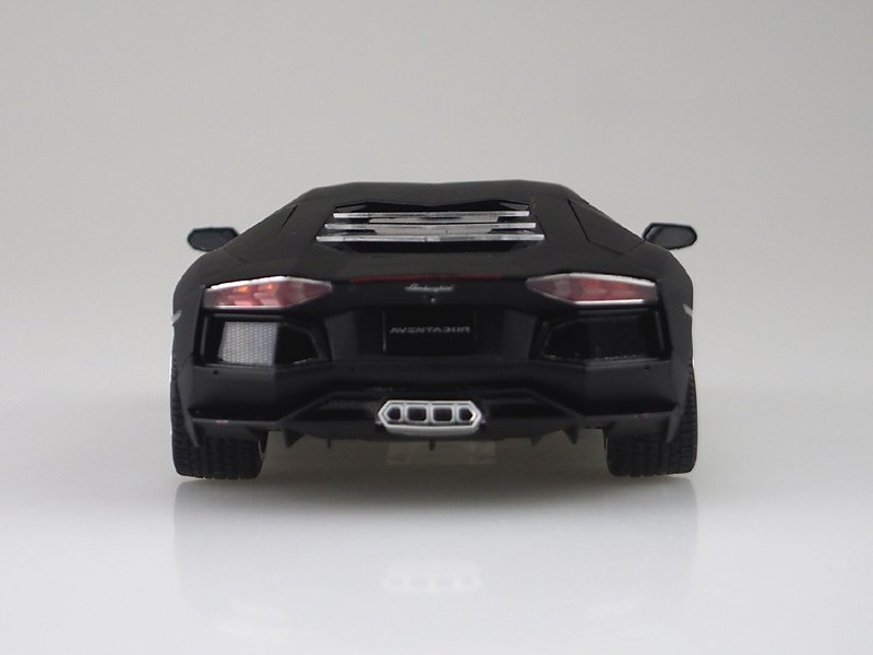 Aoshima 02738 Lamborghini Aventador LP700-4 Matte Black 1/24 – imagen 6