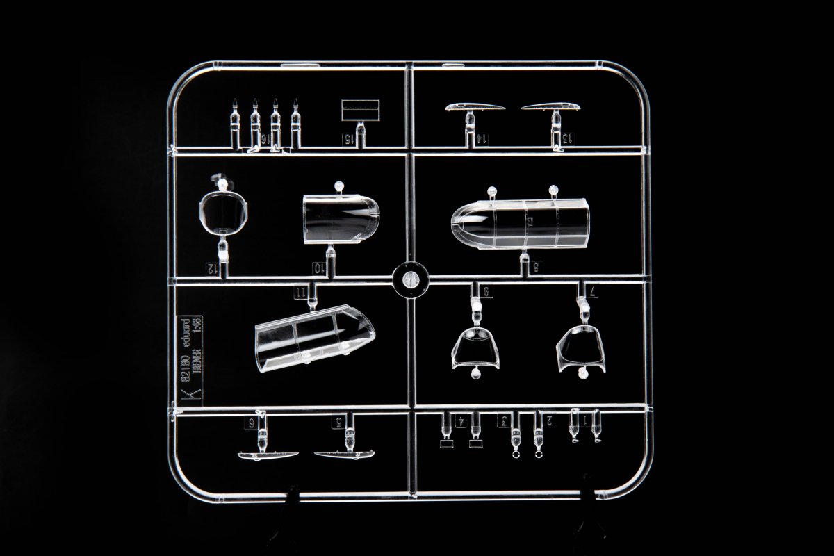 Eduard 82183 Z-326/ C-305 Trenér Master 1/48 – immagine 10