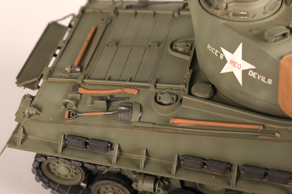 I Love Kit 61620 M4A3E8 Medium Tank - Late 1/16 – image 22