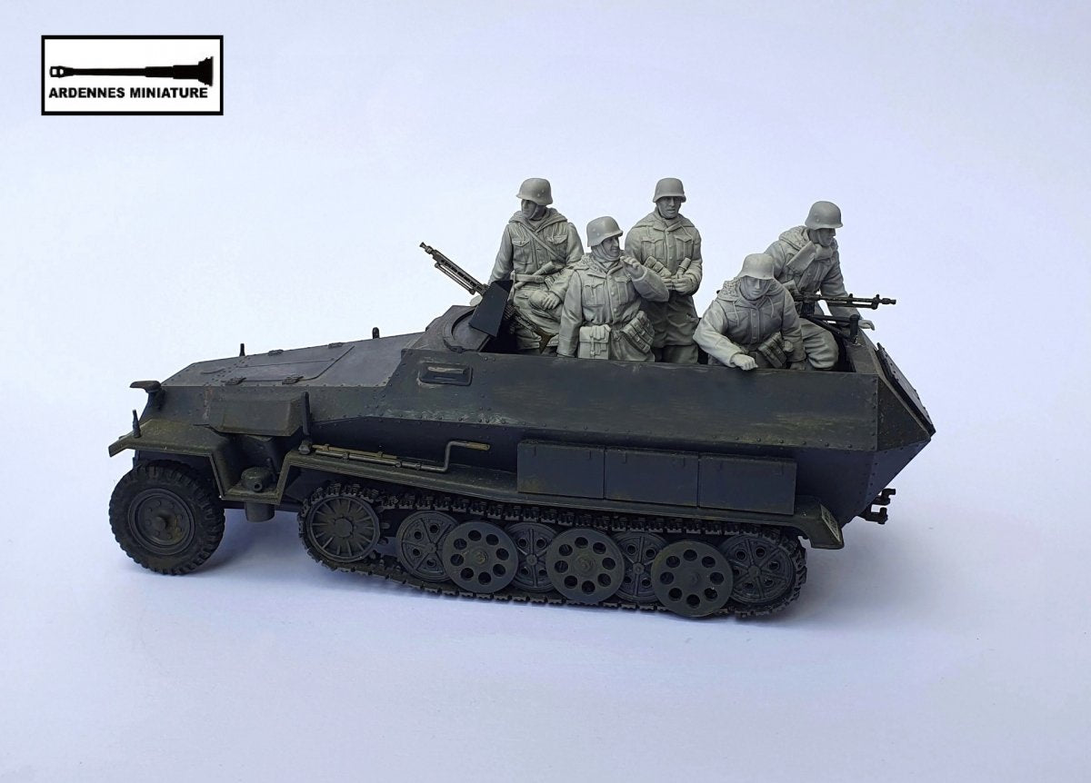 Ardennes Miniature 35023 GERMAN SOLDIER 1944 1/35 – Bild 5