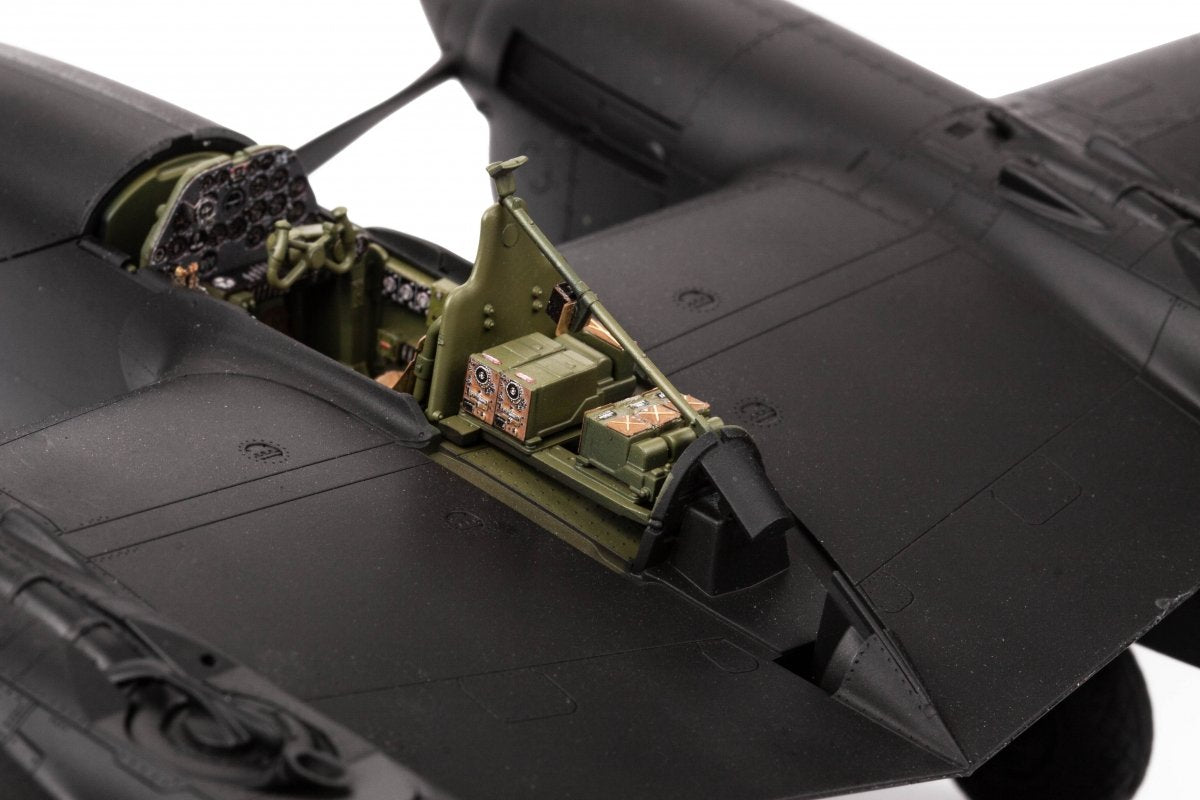 Eduard BIG49349 P-38J TAMIYA 1/48 – immagine 3