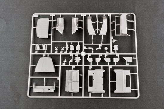 Trumpeter 01028 Russian BM-21 Grad Multiple Rocket Launcher 1/35 – Bild 9