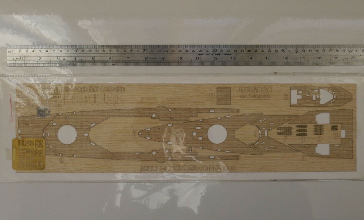 Wood Hunter W35028 Wood deck HMS Repulse for Trumpeter 1/350 – imagen 2