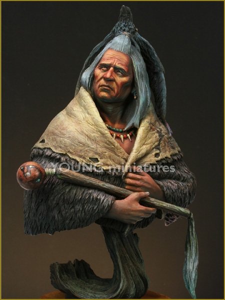 Young Miniatures YH1821 Blackfoot Raven Bearer 1/10