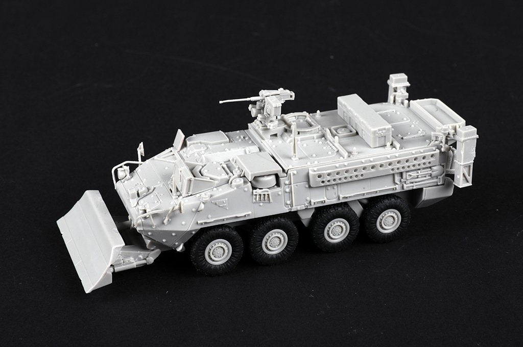 Trumpeter 07456 Stryker M1132 engineering vehicle with SOB engineering shovel 1/72 – imagen 11