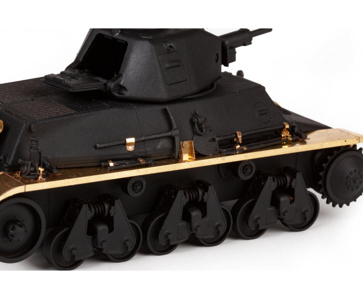 Eduard 36536 H39 French Light Tank TAMIYA 1/35 – immagine 8