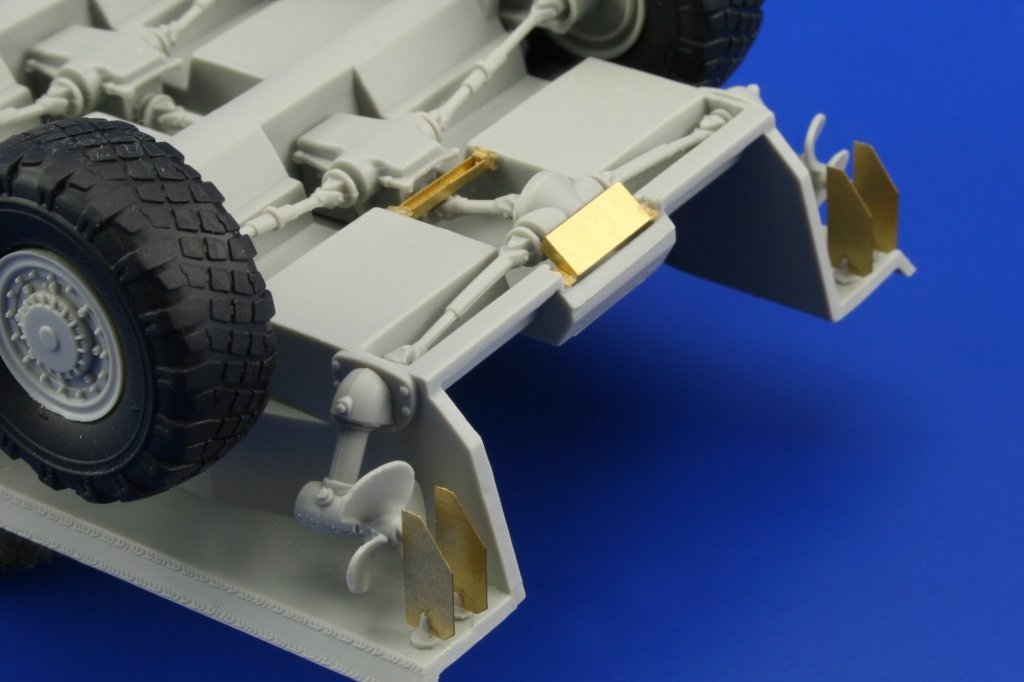 Eduard 36038 LAV AT 1/35 Trumpeter – image 7
