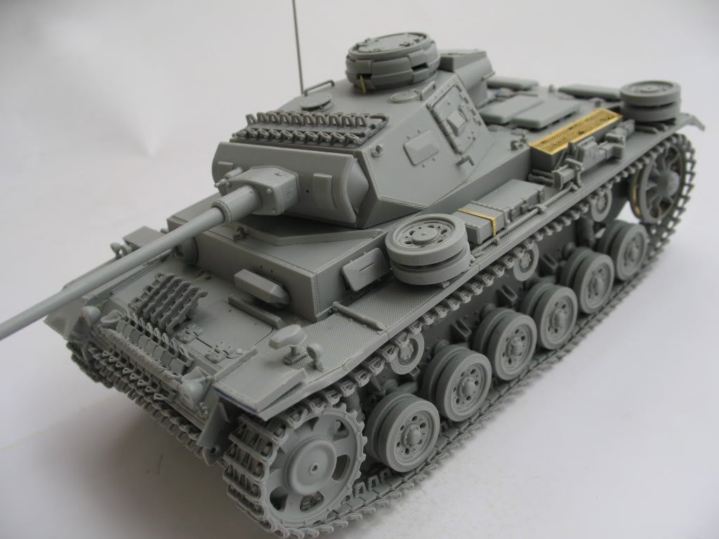 Dragon 6394 Pz.Kpfw.III Ausf.J 1/35 – imagen 2