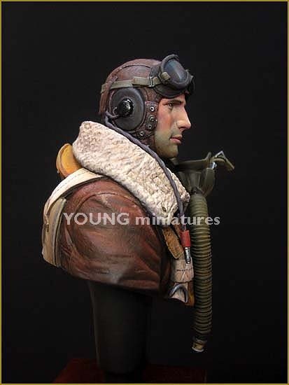 Young Miniatures YM1815 B-17 Waist Gunner ETO, 1944 1/10 – imagen 7