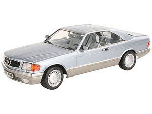 Revell 07158 Mercedes Benz 560 SEC Premium 1/24 – imagen 2