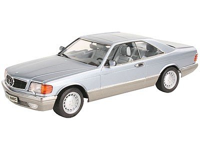 Revell 07158 Mercedes Benz 560 SEC Premium 1/24 – imagen 2