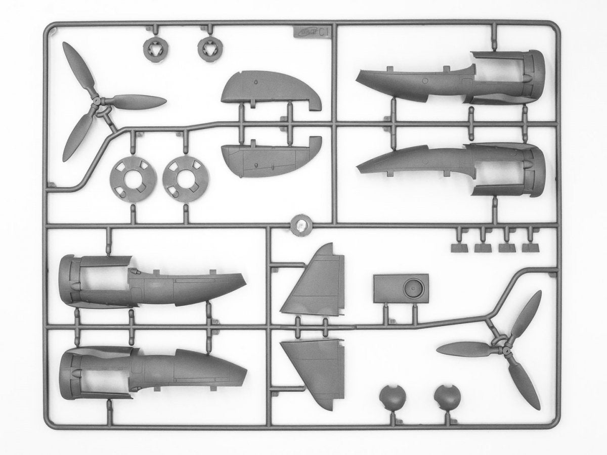 ICM 48100 Mistel 1 WWII German Composite Aircraft 1/48 – imagen 15