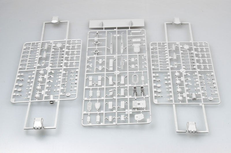Trumpeter 05313 German Heavy Cruiser Prinz Eugen 1945 1/350 – imagen 7