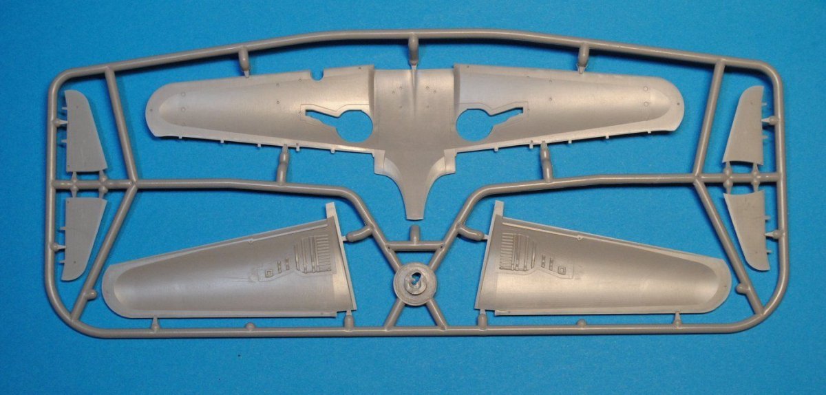 Dora Wings 72005 Bell P-63E-1-BE Kingcobra 1/72 – imagen 4