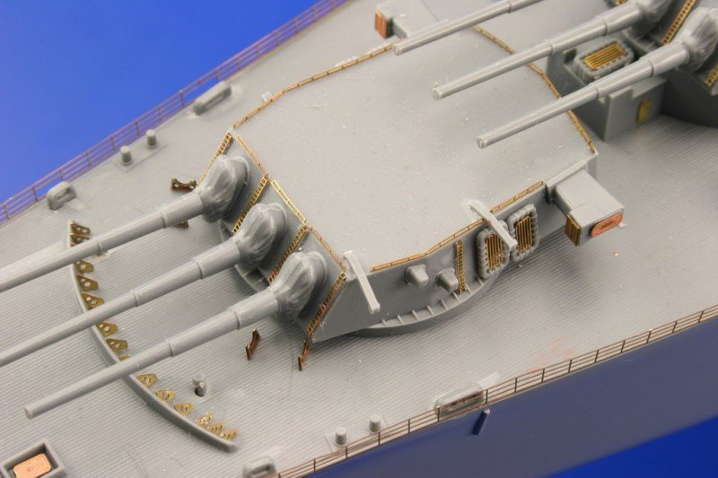 Eduard 53021 USS BB-63 Missouri 1/350 Tamiya – imagen 8