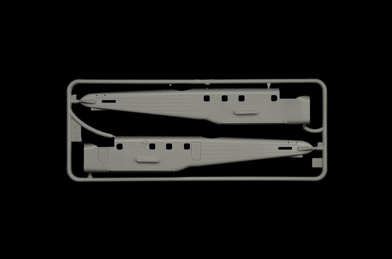 Italeri 1447 Fiat BR.20 Cicogna 1/72 – imagen 7