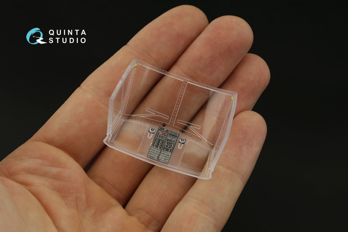 Quinta Studio QDS-48286 UH-1C 3D-Printed &amp;amp; coloured Interior on decal paper (HobbyBoss)(Small version) 1/48 – imagen 5