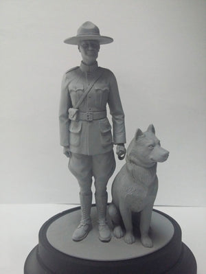 ICM 16008 RCMP Female Officer with dog 1/16 – imagen 2