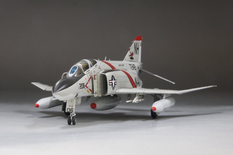 Fine Molds FP43S U.S. Navy Jet Fighter F-4J &amp;quot;Aardvarks&amp;quot; 1/72 – immagine 3