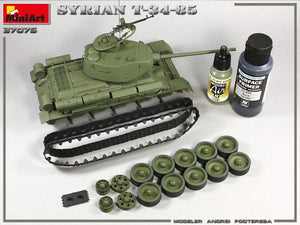 MiniArt 37075 SYRIAN T-34/85 1/35 – imagen 3